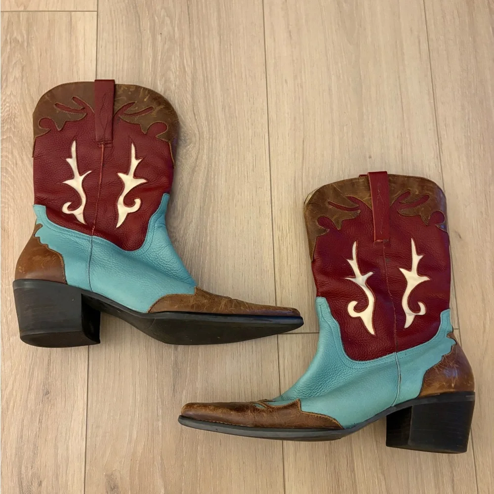 Matisse Red and Blue Western cowgirl Heeled Boots - Picture 10 of 10